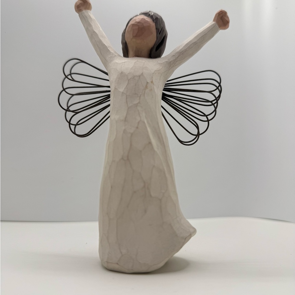 Willow Tree Angel of Courage